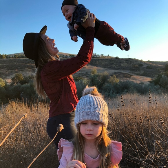 Meet your Posher, Ashley - Picture 3 of 3